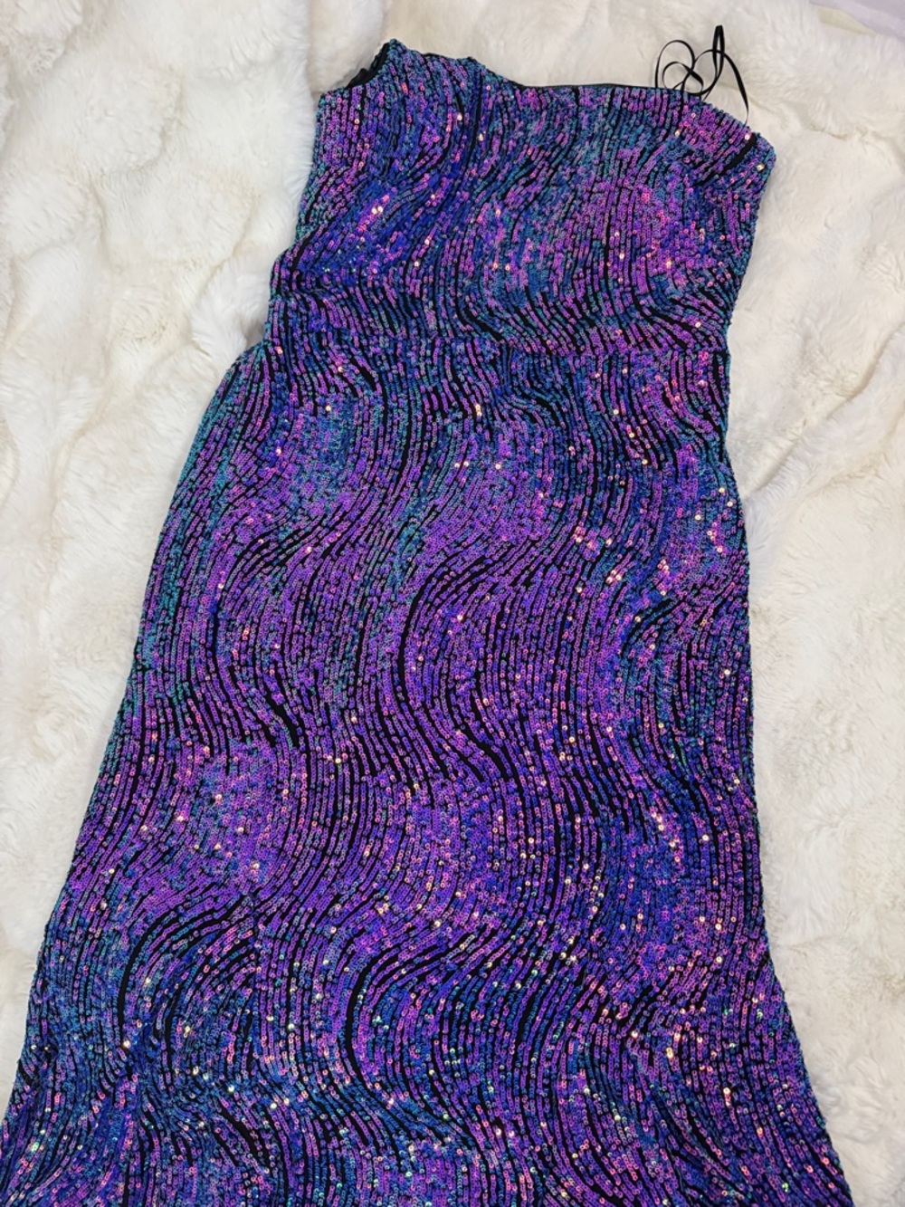 One-Shoulder Sequin Gown in Iridescent Blue - Picture 3 of 6